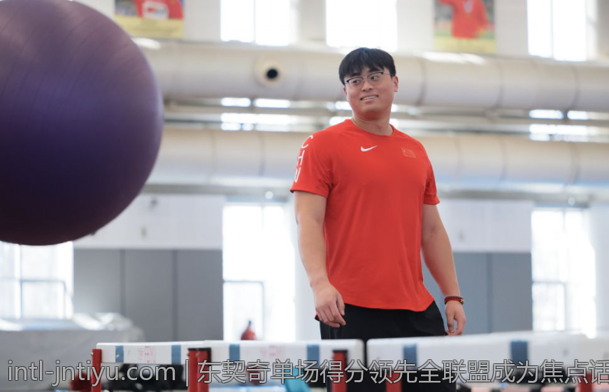 东契奇单场得分领先全联盟成为焦点话题